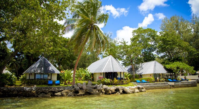 The Warwick Fiji Hotel Korolevu  Ngoại thất bức ảnh Bungalows at the resort
