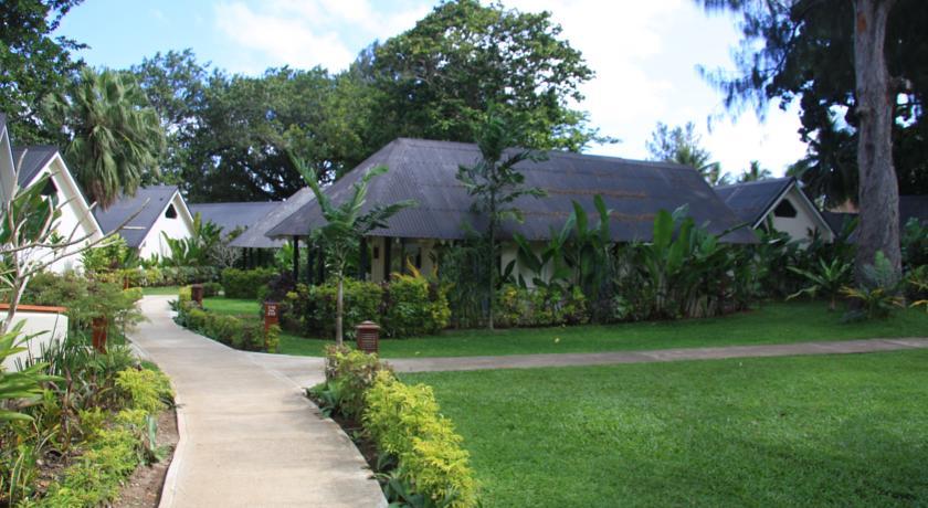 The Warwick Fiji Hotel Korolevu  Ngoại thất bức ảnh The main building of the resort