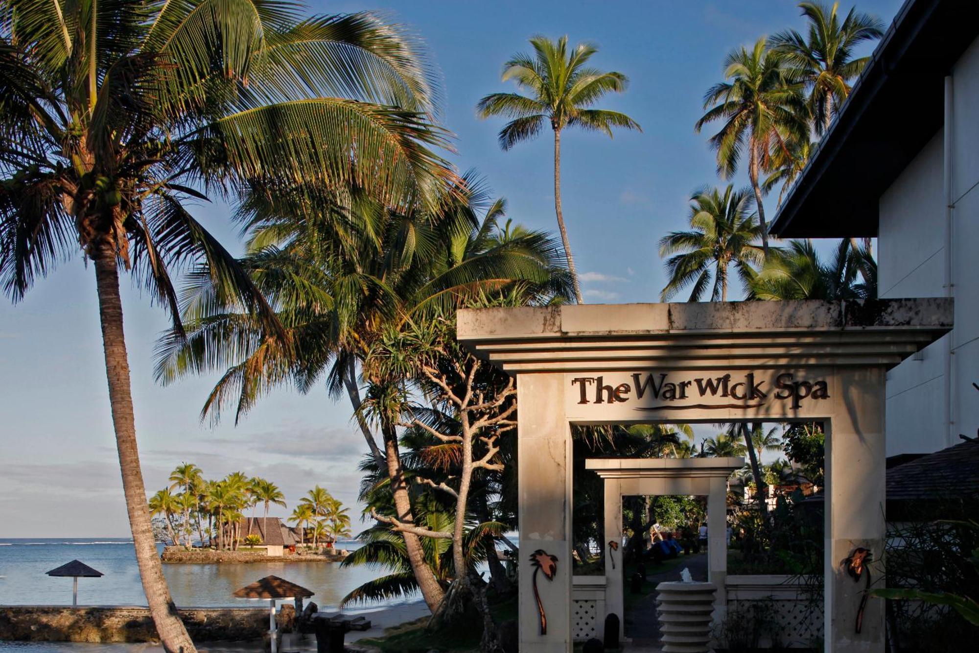 The Warwick Fiji Hotel Korolevu  Ngoại thất bức ảnh The Warwick Spa