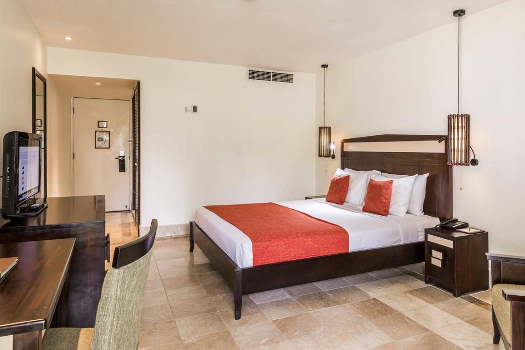 The Warwick Fiji Hotel Korolevu  Phòng bức ảnh